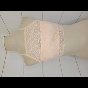 NWOT Aerie large pink/peach lacey bralette